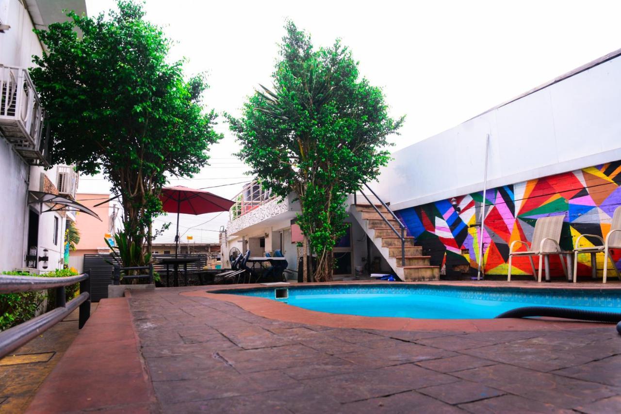 Connecting Lagos Suites Exterior foto