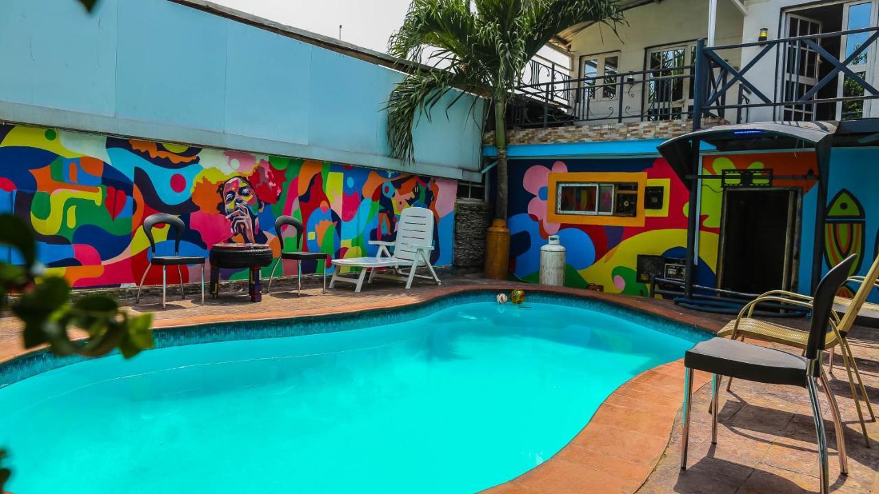 Connecting Lagos Suites Exterior foto